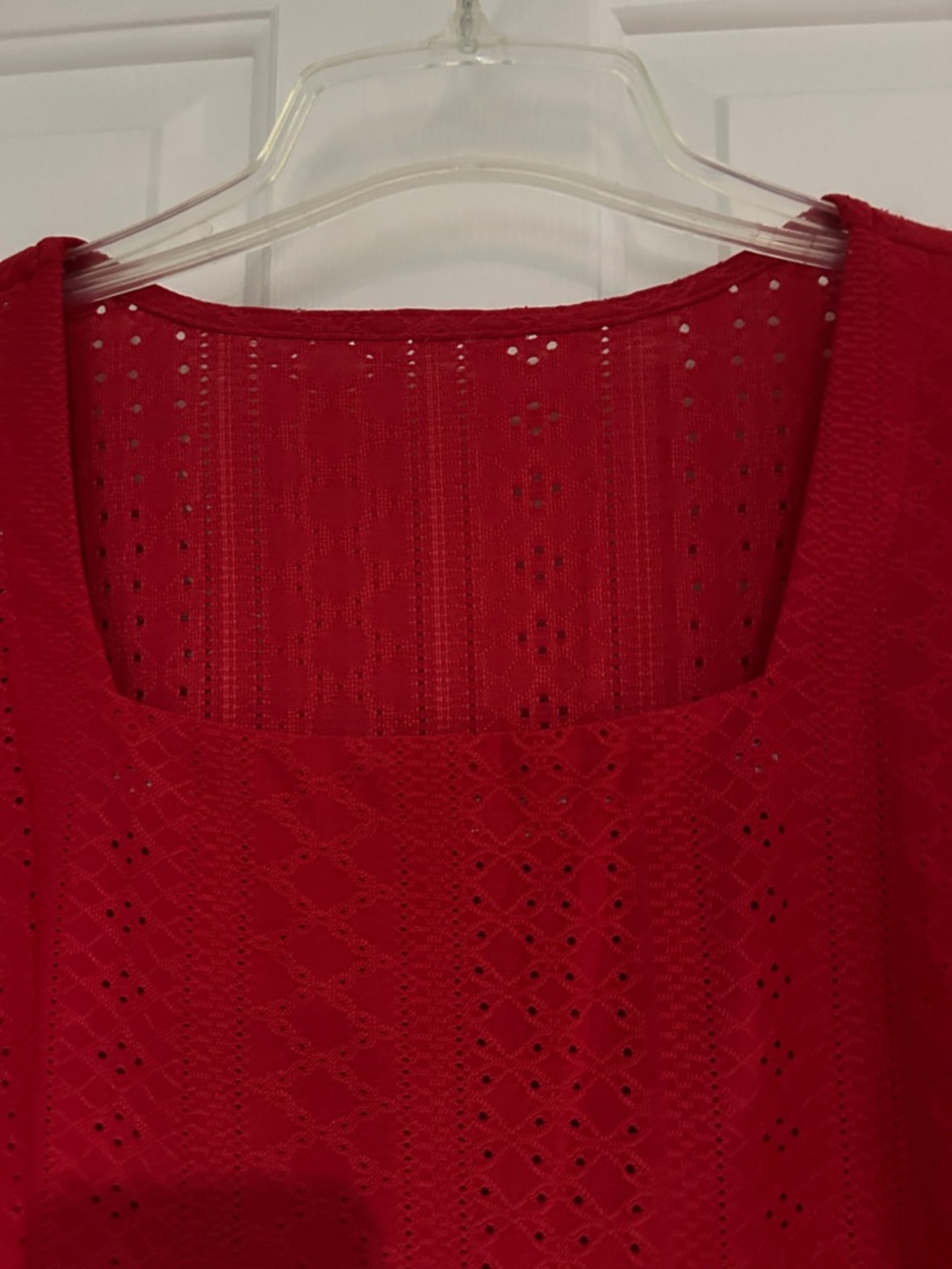 Lady’s top - Picture 4 of 5